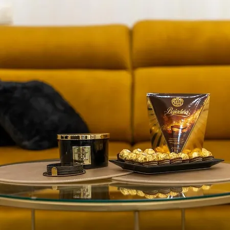 Elena Gold Appartement *